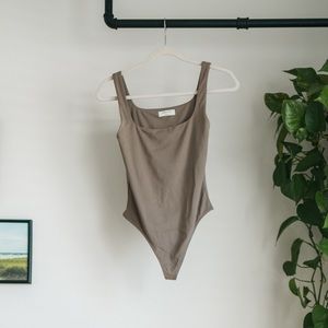 Babaton grey/beige tank square neck bodysuit